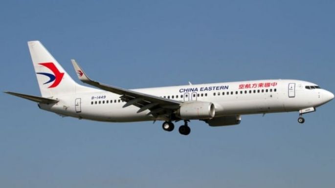 Un avión con 132 personas a bordo se estrelló en el suroeste de China