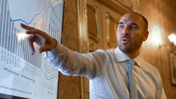 Argentina acordó con el Club de París diferir los pagos de deuda