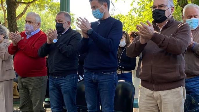 Juez y De Loredo en el acto del Memorial de los Desaparecidos del Cementerio San Vicente