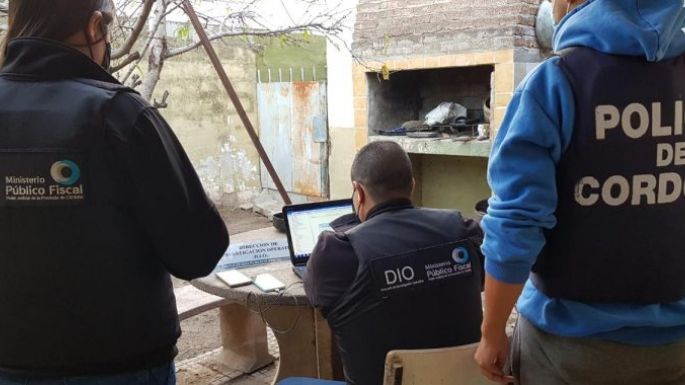 Detienen a un hombre por pornografía infantil y maltrato animal en Villa María