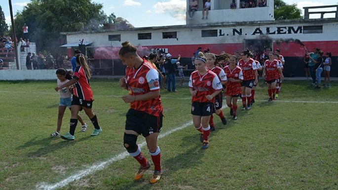 Las chicas, a jugar de nuevo