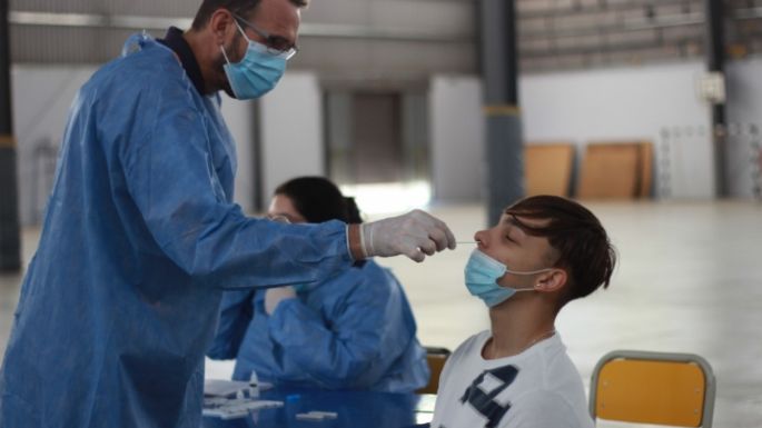 Marzo continuó con la tendencia a la baja de casos positivos