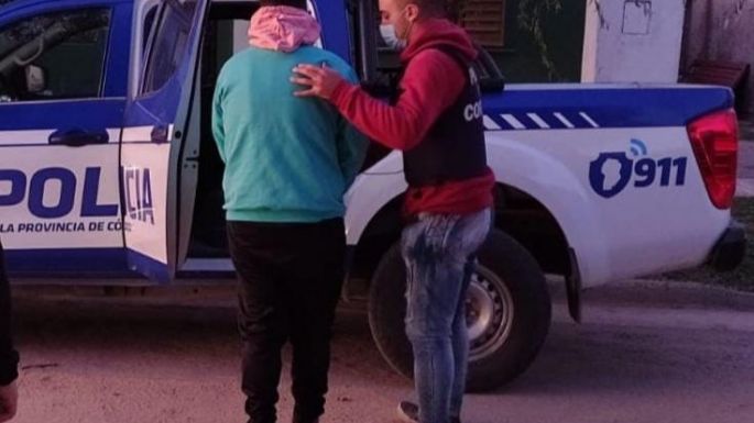 Detuvieron a un hombre por distribución de pornografía infantil