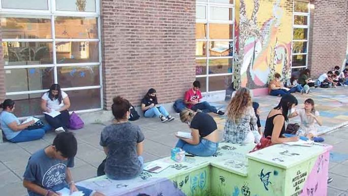 Histórico: récord de inscriptos en la Escuela de Bellas Artes