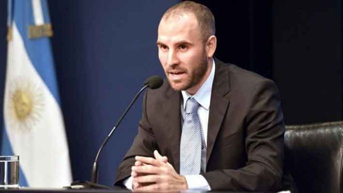 Martín Guzmán expone en la Cámara de Diputados