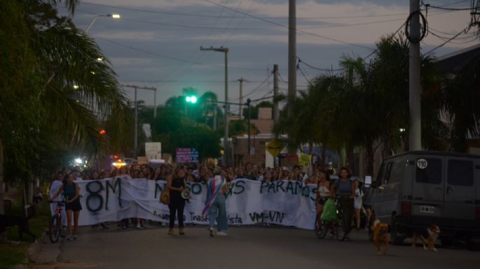Multitudinaria marcha por el #8M en Villa María y Villa Nueva