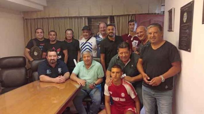 Alumni integrará el mismo grupo que Belgrano