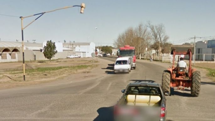 Por obra de entubado de desagües, está cortado el cruce de las rutas 2 y 4