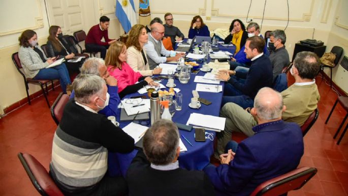 Gill se reunió con concejales por el Centro de Gestión Ambiental