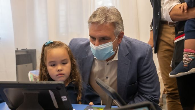 Llaryora: “Necesitamos un plan educativo acorde a las nuevas exigencias de aprendizaje"