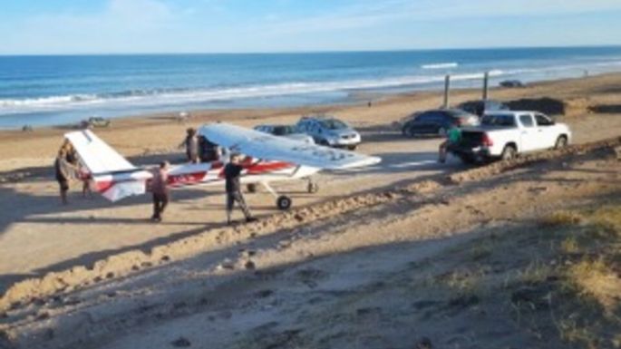 Una avioneta debió aterrizar de emergencia en una playa de la costa