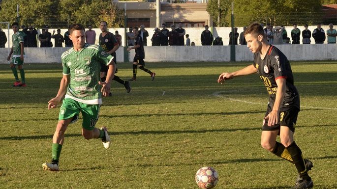 Alumni aseguró el boleto y batacazo de Argentino