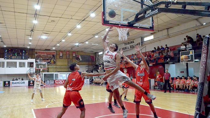 Ameghino sacó ventaja en la serie