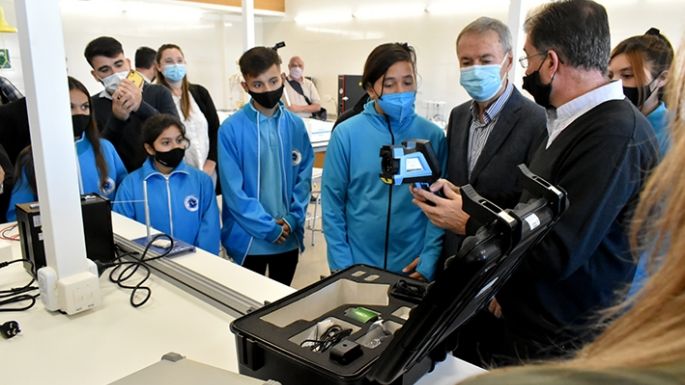 Tras 15 años, se inauguró una  nueva escuela en la ciudad