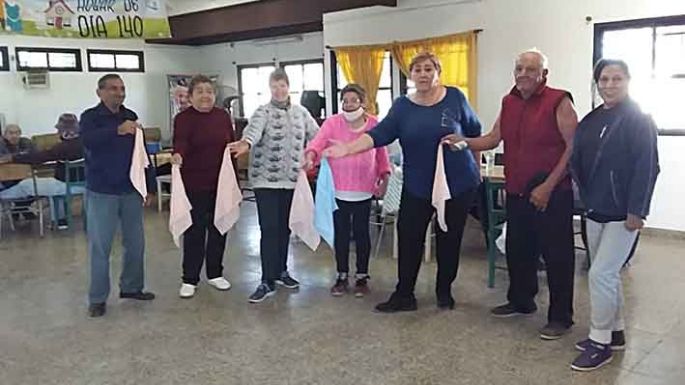Dio inicio el dictado de los talleres para adultos mayores en el Hogar de Día