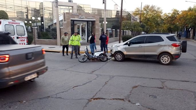Dos choques, ambos con motos