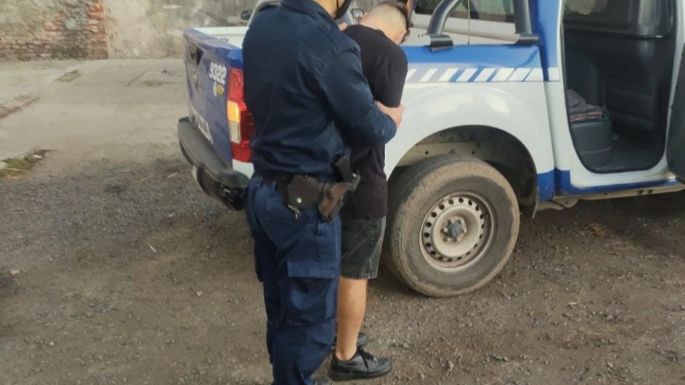 Conducía ebrio, chocó un vehículo y terminó preso