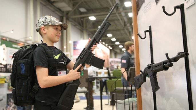 Las armas de fuego son la primera causa de muerte  en niños y adolescentes