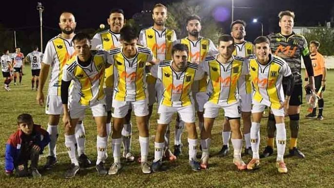 Los Zorros clasificó en Cabral y Unión ganó para pelear el “uno”
