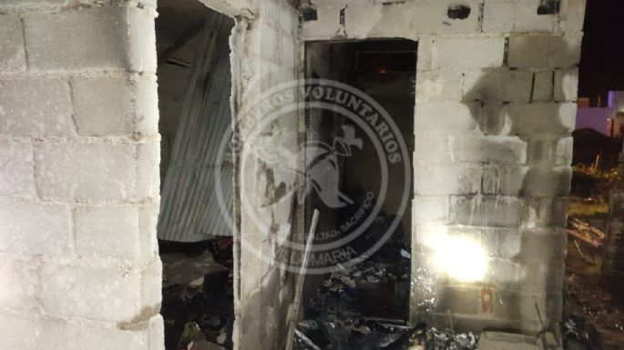 Se incendió un departamento en el barrio Malvinas Argentinas