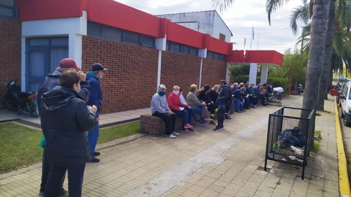 Comenzó una nueva jornada de vacunación en Villa Nueva