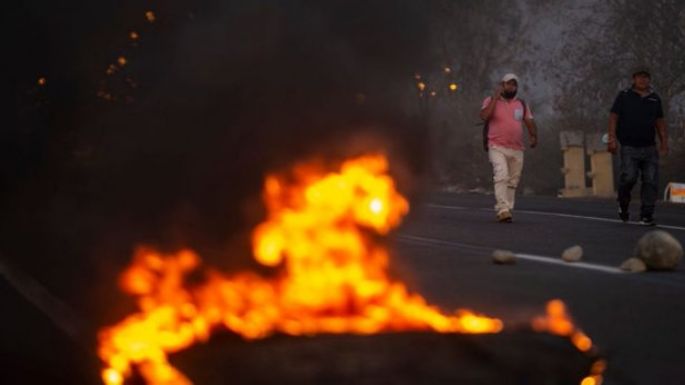 Castillo levantó el toque de queda y arreciaron las protestas en Perú