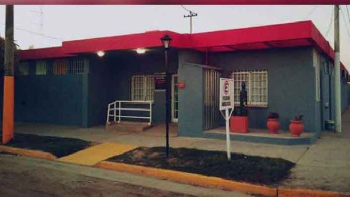 Cinco médicos más