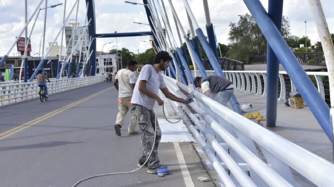 El puente Perón volvió a cortarse a la siesta por tareas de pintura