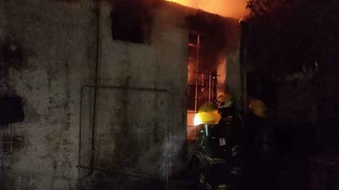 Se prendió fuego una casa en barrio Botta