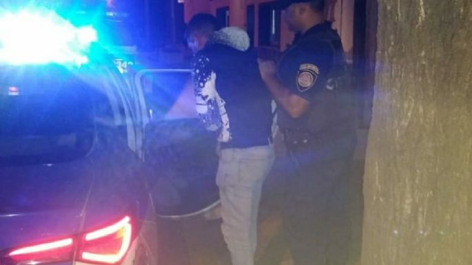 Detuvieron a dos adultos por hostigar a menores de edad en un restaurante
