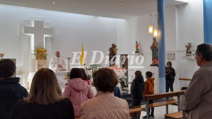 El Padre Pedro encabezó la misa por el santo patrono del trabajo