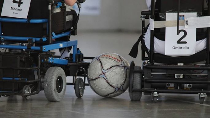 Una pollada para colaborar con Botines de Acero