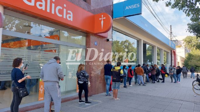 Nuevo IFE: Otra vez largas colas en ANSES por el Refuerzo de Ingresos