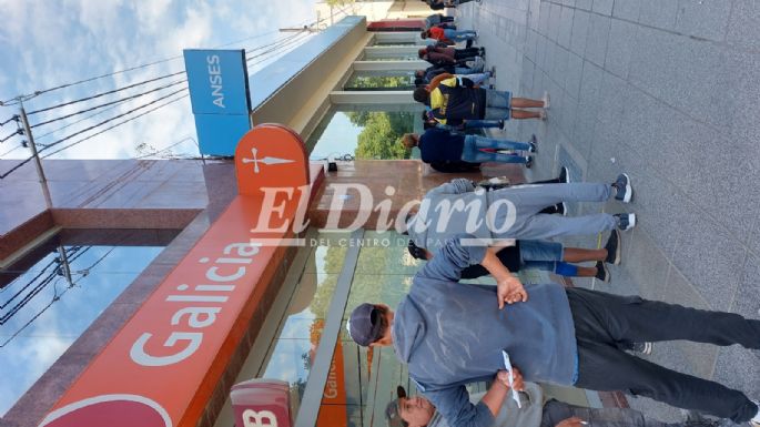 Nuevo IFE: Otra vez largas colas en ANSES por el Refuerzo de Ingresos