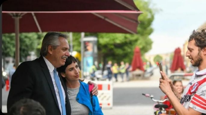 Villamarienses buscaron y pudieron conocer al presidente Alberto Fernández en Berlín