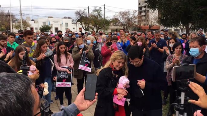Marcharon en silencio por Gina y contra la actuación de la SENAF
