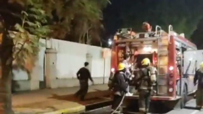 [AHORA ] Incendio en la Casona del Parque de la Vida