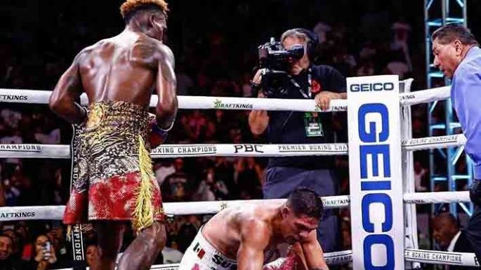 El nuevo rey Charlo noqueó  las ilusiones de Brian Castaño