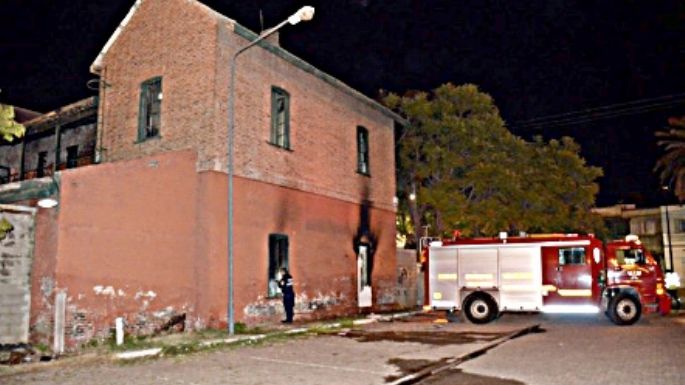 Nuevo incendio en la casona ferroviaria de calle Sabattini