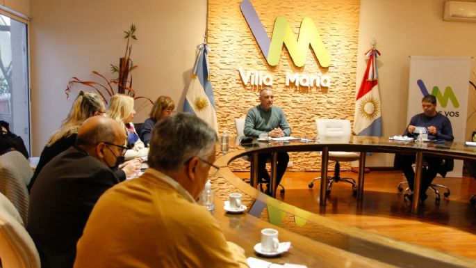Preocupados por el bajo porcentaje de menores vacunados, hubo reunión para tomar medidas