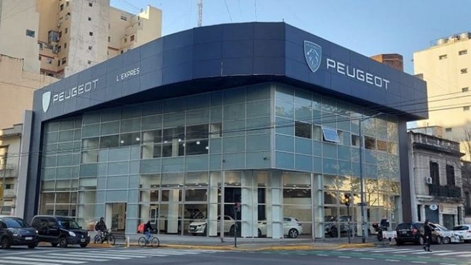 Companys ordenó allanar una concesionaria y detener a un contador allegado a Cositorto