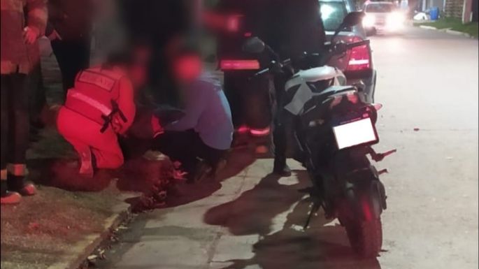 Choque entre motocicletas dejó a un joven con dos fracturas