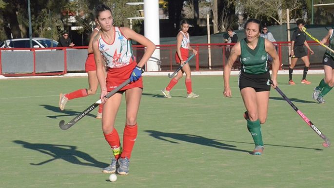Ganaron San Martín y Jockey Club y  siguen como líderes de sus torneos