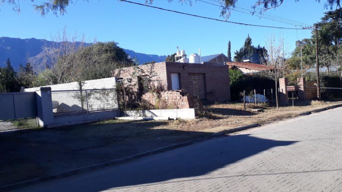 Una madre habría asesinado a su hija de 6 años y se habría autolesionado