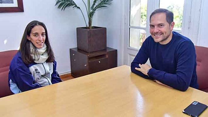Gill recibió a la destacada villamariense Victoria Gaite