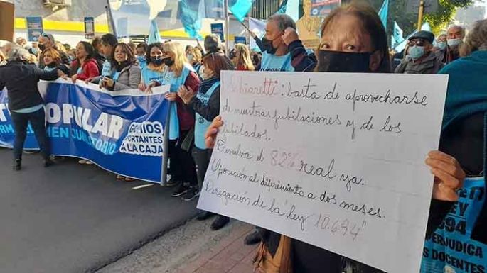La UEPC lanzó una iniciativa popular por la reforma del régimen jubilatorio