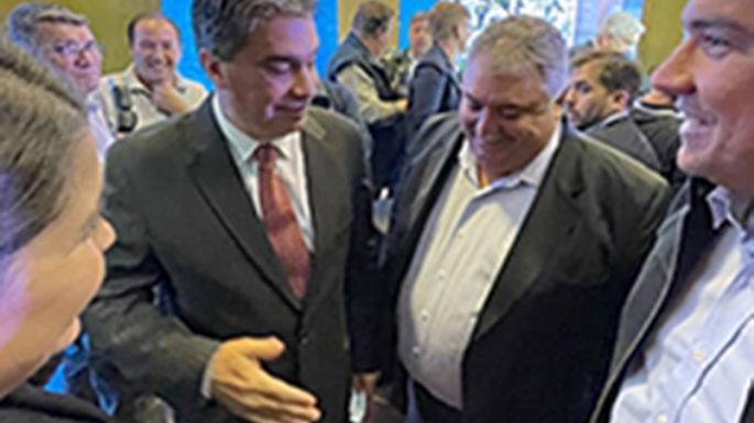 Empresa local apoya la producción de un algodón de primera calidad