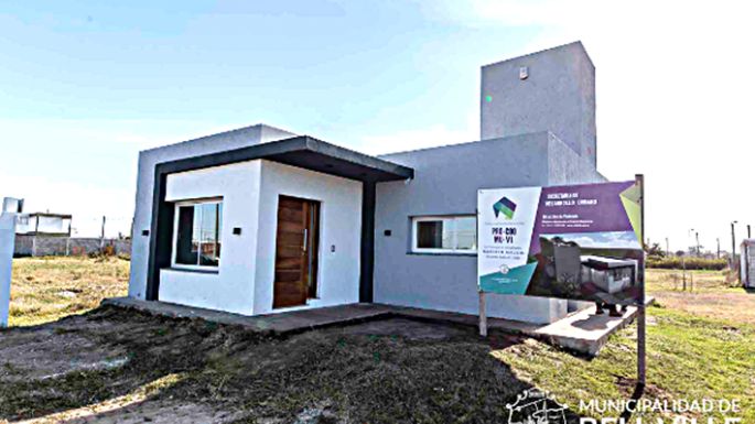 Entregaron otra vivienda
