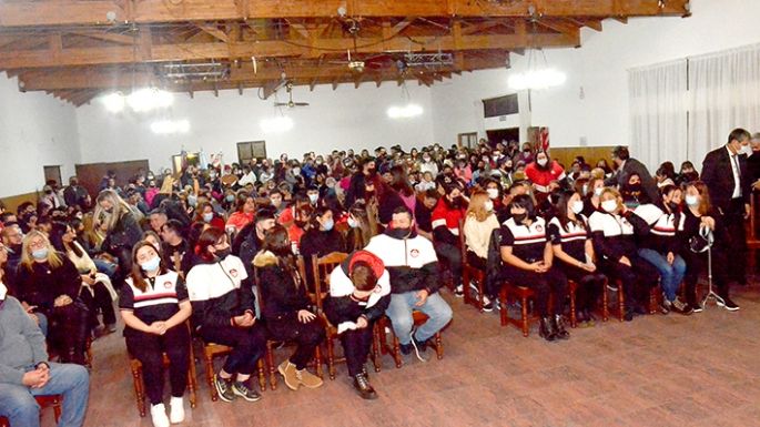 Multitudinario acto académico del CENMA