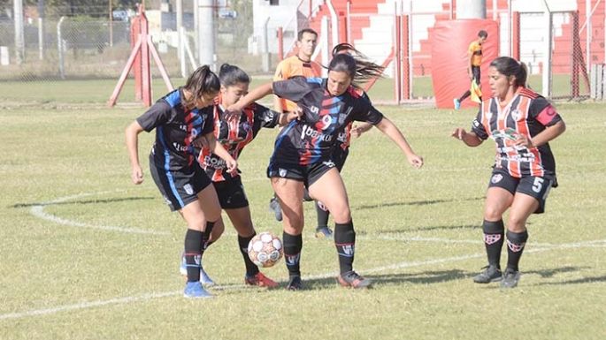 Las leonas perdieron su invicto